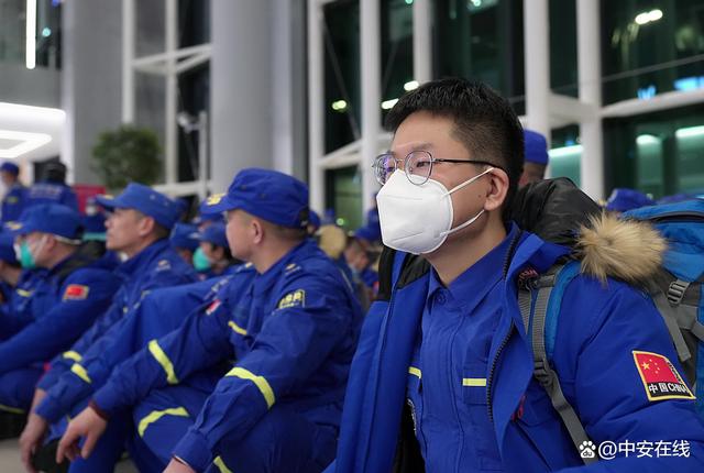 程昊：我是記者，也是名...